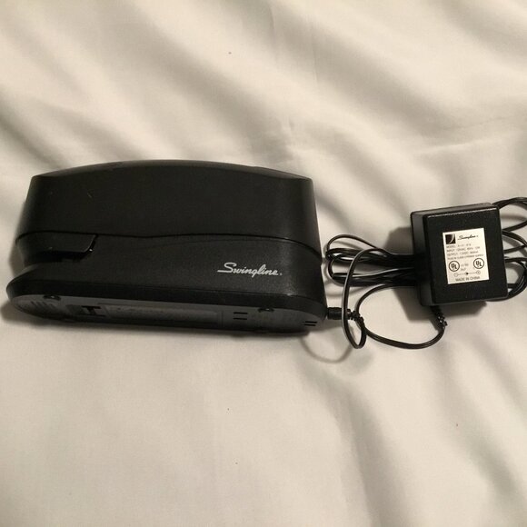 Swingline Black Electric Stapler With Power Adapter Model 421XX Tested Working - Picture 1 of 8
